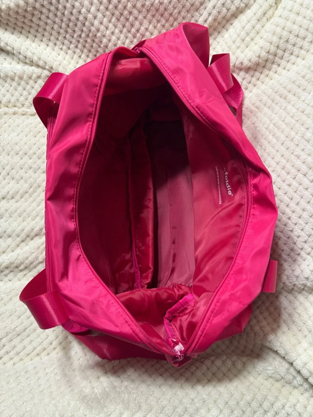 The Foldie Travel Bag - Picture 3 of 10